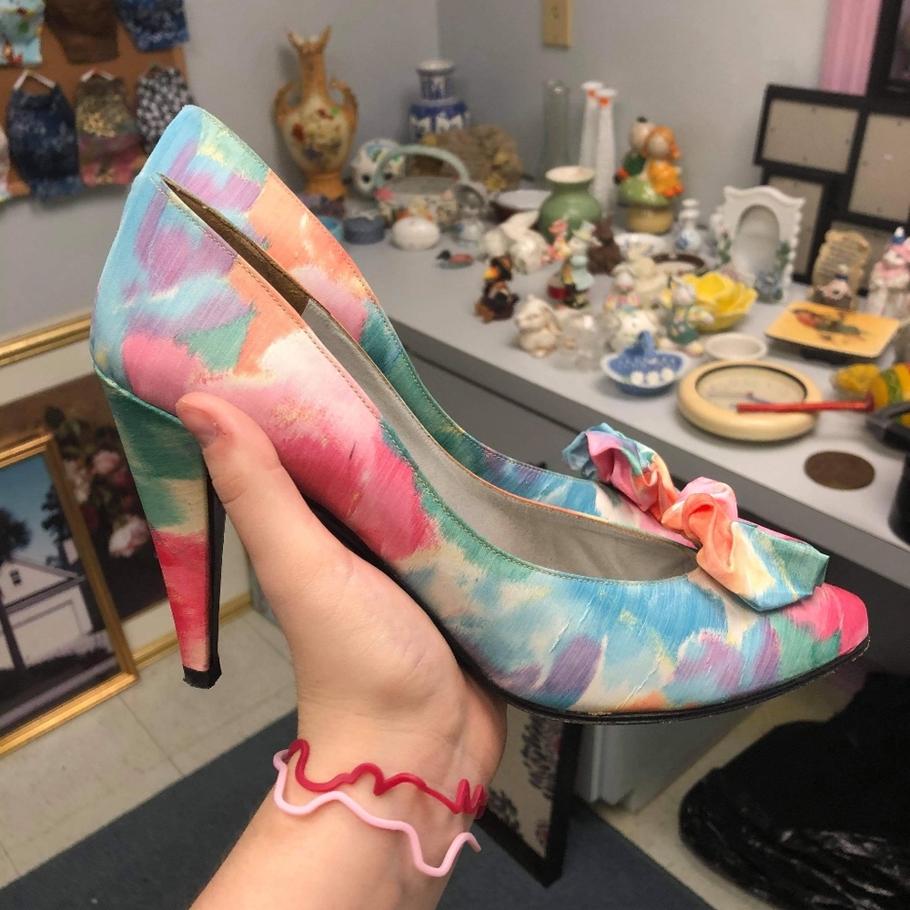 Charles Jordan Watercolor Paris Heels - Picture 4 of 5